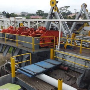 2000hp/10000 psi land drilling rig