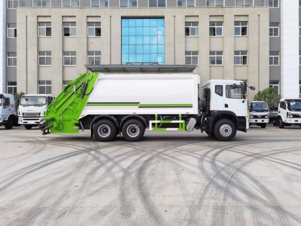 Rear loading compactor garbage trucks - Image 5